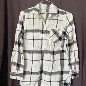White Merona Half-Buttoned Flannel
